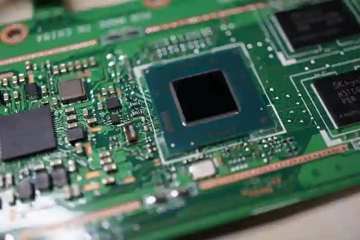 CPU GPU 뜻 차이점 컴퓨터의 두뇌와 시각적 마법사
