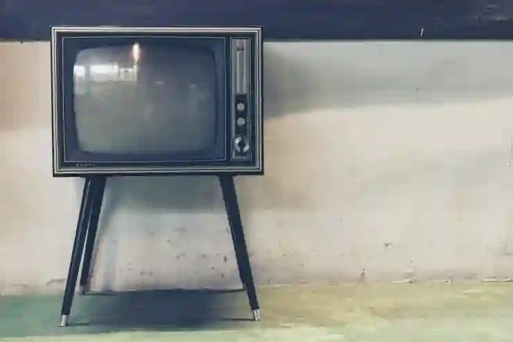 KT닷컴 지니TV 올인원 사운드바 하만카돈 셋톱박스 AI 스피커까지 모두를 담다