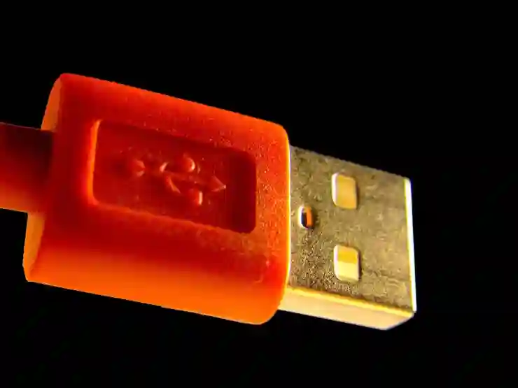 USB 마이크 하이퍼엑스 솔로캐스트 화이트 재택근무와 게임용으로 제격