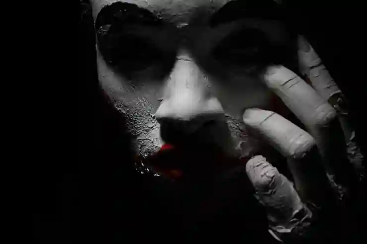 V12 올인원 로봇청소기로 물걸레 청소의 혁신을 경험해보세요